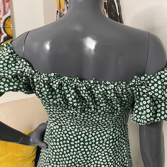 PIERAN Floral Mini Dress | Green | Medium - Picture 6 of 9